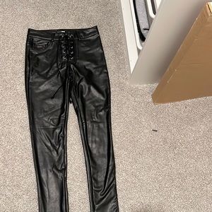 FASHION NOVA Janice Lace up Pants-S